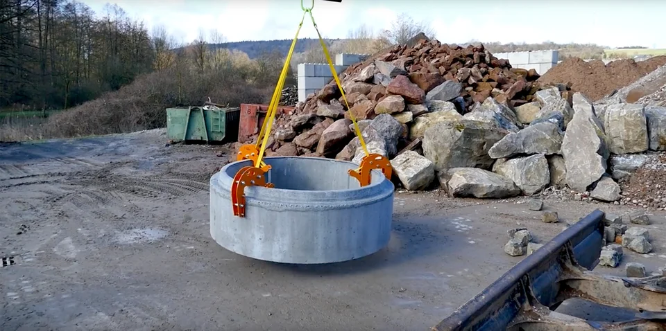 SpanSet 3 leg Concrete pipe Sling Assembly 1500 1.45m  Picture 1